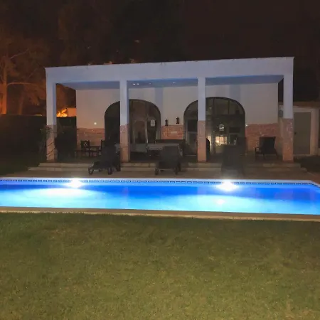 Singular En Salou. Piscina Y Jardin Privados Villa