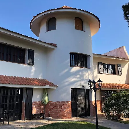 Singular En Salou. Piscina Y Jardin Privados Villa