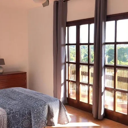 Villa Singular En Salou. Piscina Y Jardin Privados