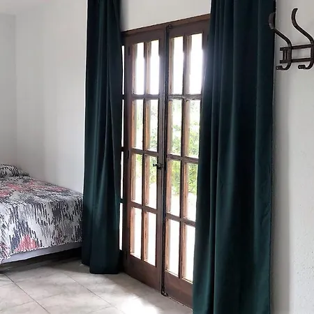 Villa Singular En Salou. Piscina Y Jardin Privados *